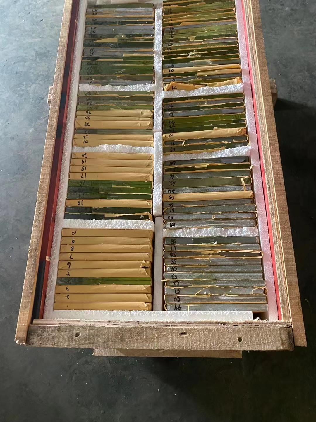 泉州防护玻璃的抗氧化度